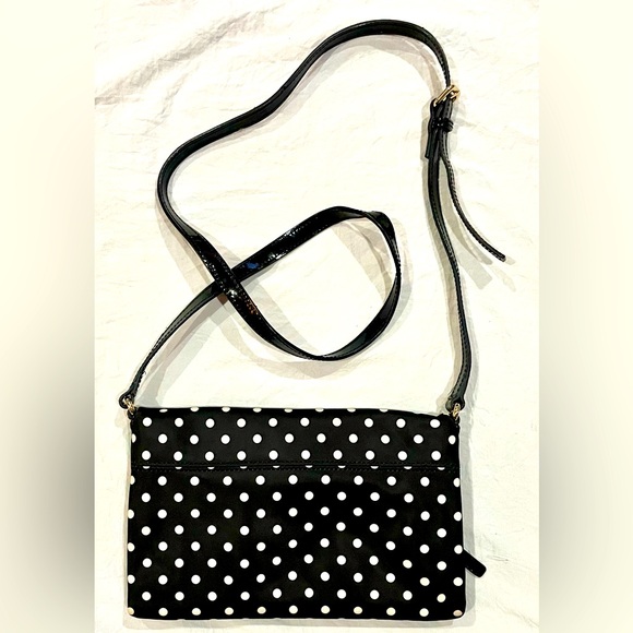 KATE SPADE♠️ York Aleah Polka Dot Crossbody Handbag Black/white size9x10 Ex cond - Picture 3 of 14